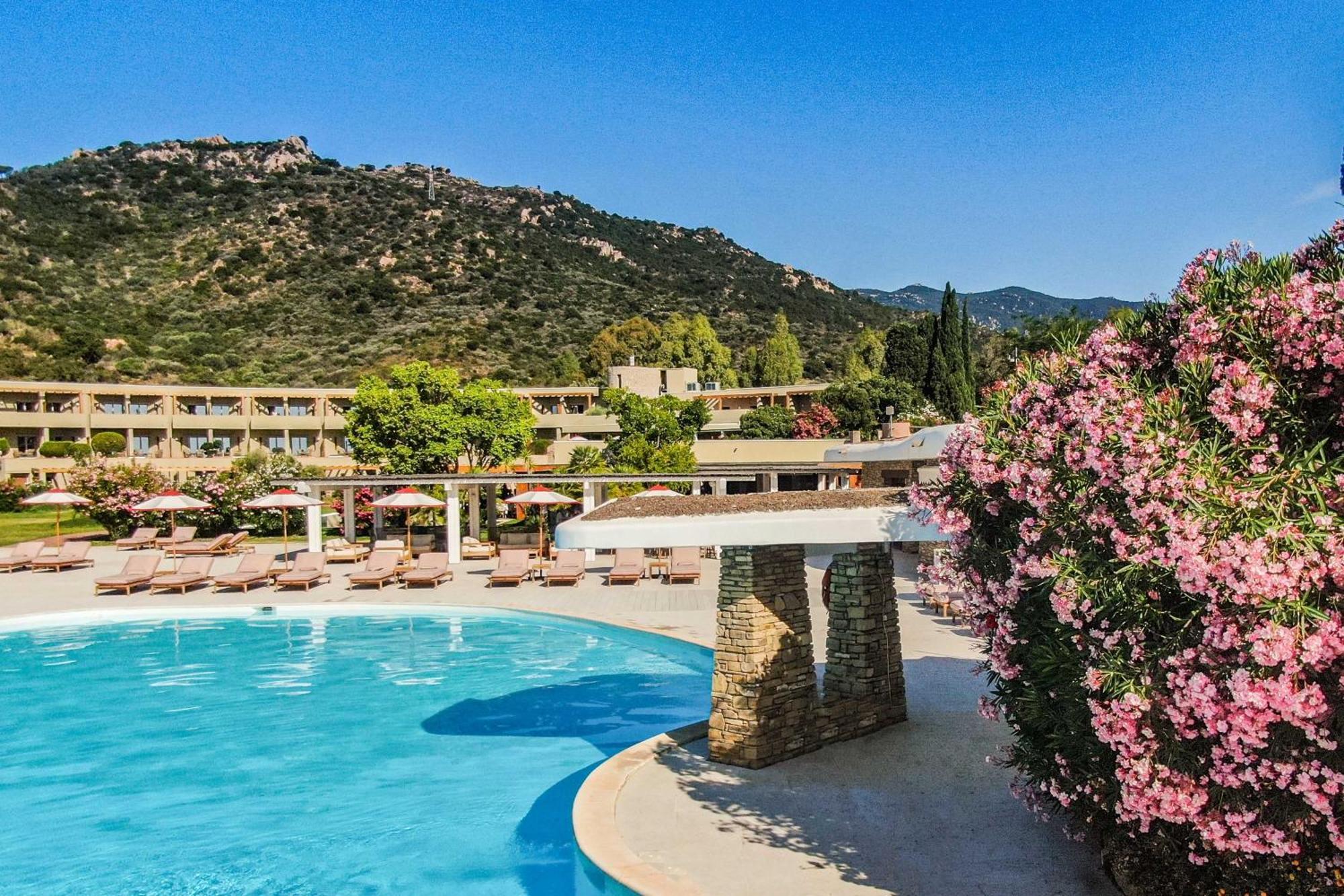 Is Molas Resort Pula Exterior photo