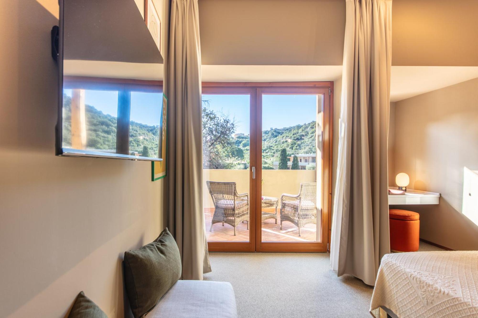 Is Molas Resort Pula Exterior photo