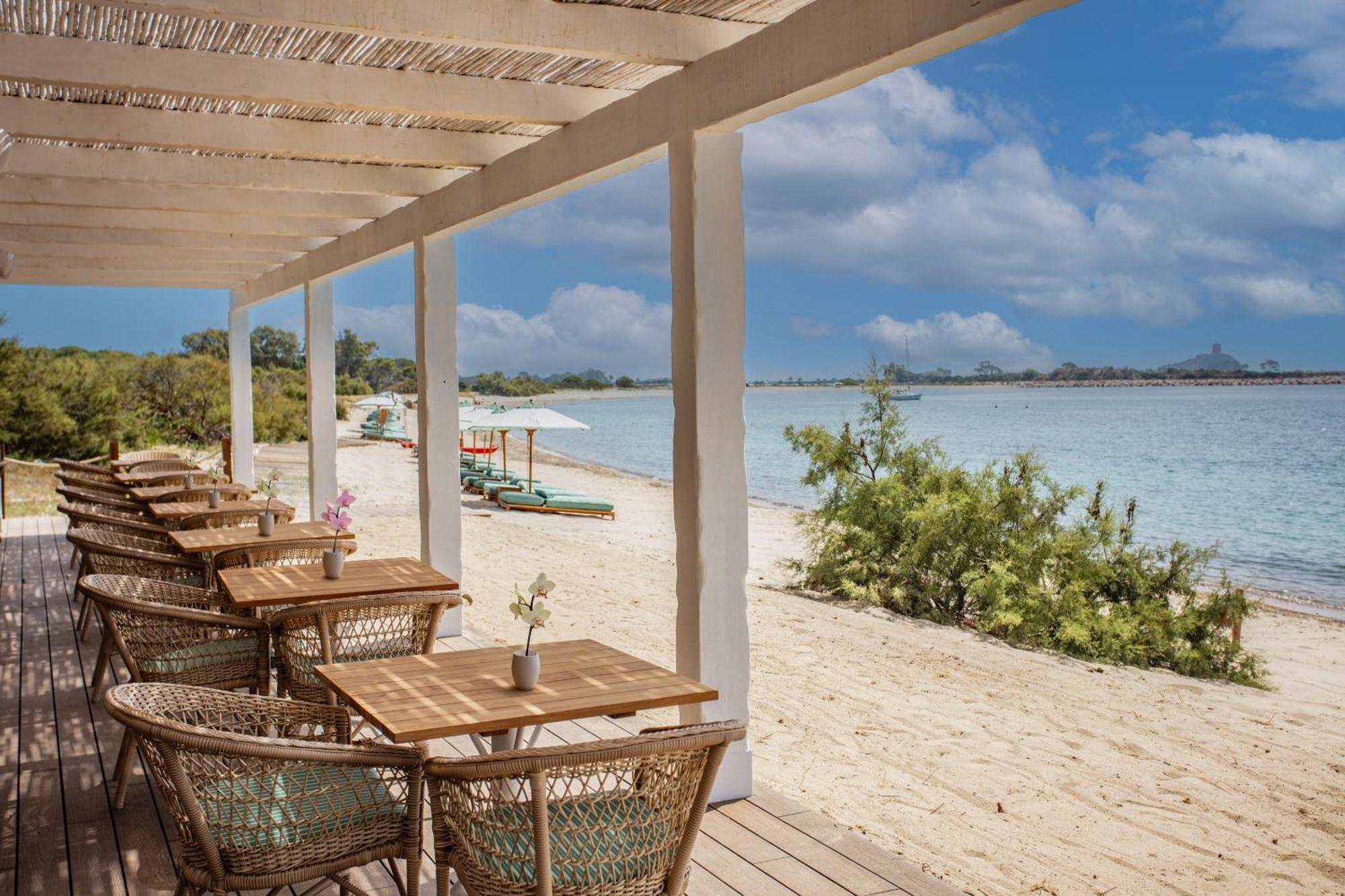 Is Molas Resort Pula Exterior photo