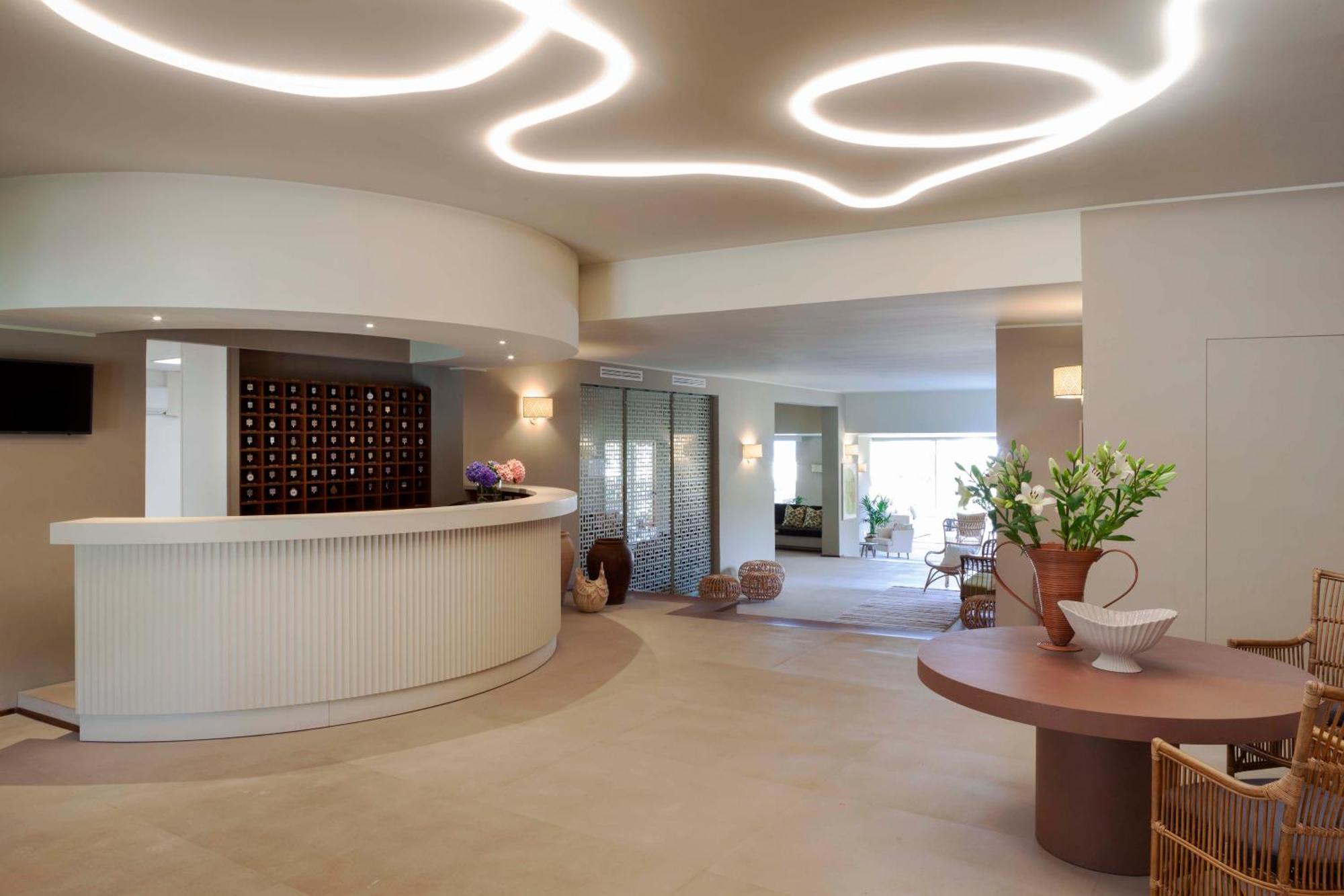 Is Molas Resort Pula Exterior photo